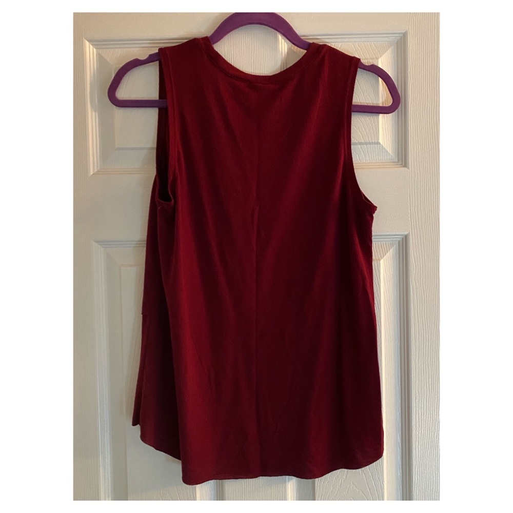 Mint condition and goes great with jeans. - Picture 3 of 4